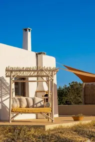 Child-friendly ample house with garden, terrace & private pool | Water view | Perfect for remote work | Pets are welcome - Image 4