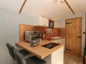 Cottage with garden - Image 5