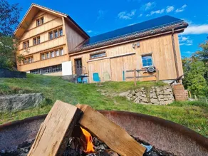 Voll ausgestattetes Ferienhaus mit Terrasse, Garten und Grill | Naturblick | Haustiere sind willkommen - Image 2