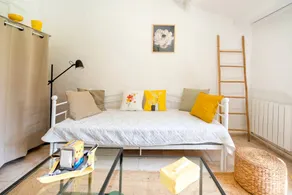 Petite house 'Ostau Flor' with shared pool, private terrace, and Wi-Fi - Image 3