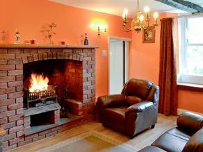 Family-oriented lovely cottage with garden & BBQ | Pet-friendly - Image 3