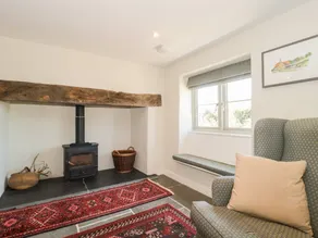 Cottage with garden - Image 5