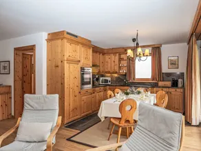 Apartment with garden | Mountain view - Image 2