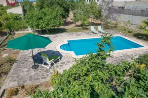 Villa mit privatem Pool, Grill und Garten - Image 3