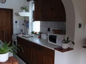 Flat with barbeque, garden & terrace - Image 4