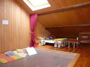Child-friendly ample cottage with barbeque, terrace & jacuzzi | River view | Pets are welcome - Image 4