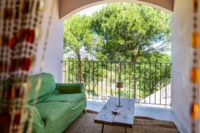 Appartement de vacances avec terrasse, jardin et barbecue | Vue jardin | Avec animaux autorisés - Image 2