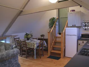 Cottage with garden & barbecue - Image 4