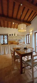 Family-friendly house | City view - Image 3