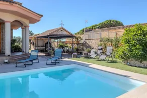 Pool and Nature Just 20km from Costa Brava Beaches - Image 5