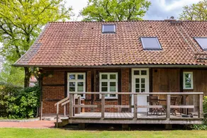 Holiday apartment with terrace, BBQ & garden - Image 2
