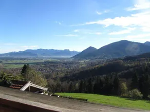 Holiday apartment with BBQ & garden | Mountain view - Image 4