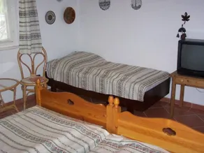 Holiday apartment with terrace & barbeque - Image 4