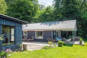 Wonderful house with garden, BBQ & terrace | Beach nearby - Image 3