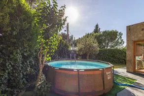 Merveilleuse maison adaptée aux familles avec barbecue, jardin et piscine | Vue montagne | Adaptée au travail à distance | Avec animaux acceptés - Image 3