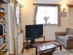 Family-oriented cottage | Dogs allowed - Image 2