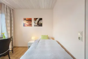 Room 'No. 6' with Shared Terrace, Shared Garden and Balcony - Image 4