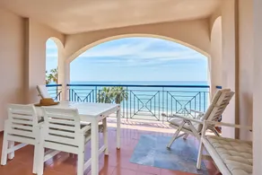 Fully equipped charming flat with garden & terrace | Beach view | Close to the beach | Good for workation - Image 2