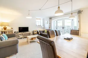 Child-friendly nice cottage with terrace & garden - Image 3