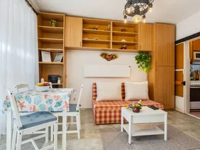 Holiday home with garden, barbeque & terrace | Next to the beach | Pet-friendly - Image 4