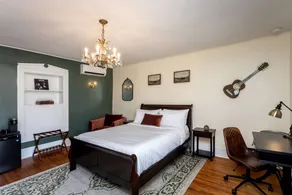 Exquisite Zen Suite Retreat near Blue Ridge Mountain in Virginia - Image 2