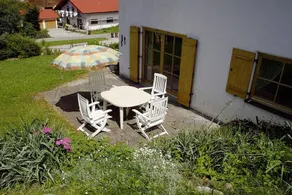 House with terrace, sauna & barbeque - Image 2