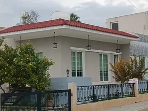 House with terrace - Image 3