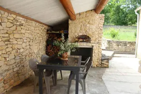 Gîte avec barbecue, jardin et terrasse - Image 2