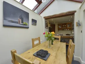 Cottage with garden - Image 5
