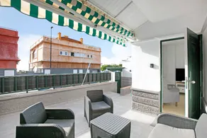 Ferienhaus mit Terrasse und Pool - Image 4