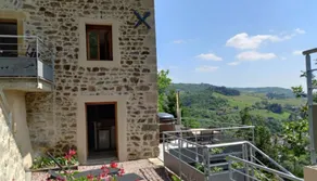 Family-friendly cottage with garden, jacuzzi & terrace | Garden view - Image 5