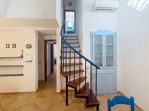 Holiday apartment with terrace & garden | Close to the beach - Image 3