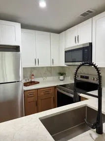 Beautiful condo with terrace - Image 3