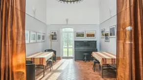 Holiday home with terrace, garden & BBQ | Panoramic view - Image 5