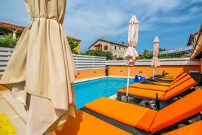 Family-oriented pleasant holiday home with pool, terrace & barbecue | Pets allowed - Image 4