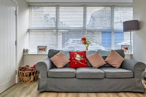 Cottage with garden | Pet-friendly - Image 4