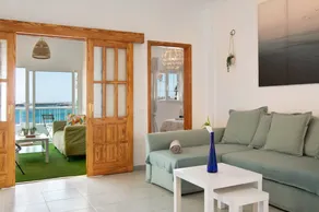House | Sea view - Image 3