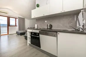 Fully equipped charming apartment with terrace & BBQ | Sea view - Image 5