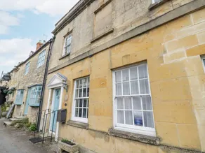 Cottage with garden & terrace - Image 2