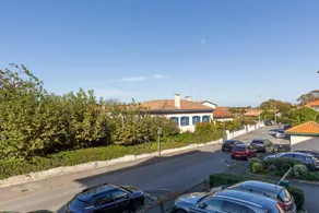 Holiday apartment with terrace | Garden view - Image 4