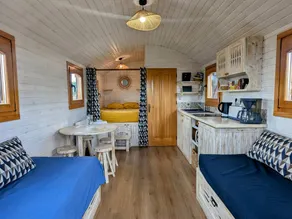 Cottage with barbecue & garden - Image 3