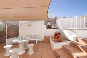 Maison de vacances entièrement équipée avec internet haut débit, barbecue et jardin | Vue jardin - Image 2
