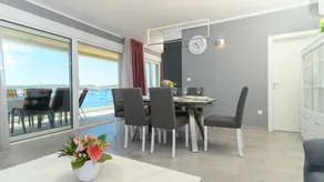 Fully equipped pleasant holiday apartment with terrace | Sea view - Image 4