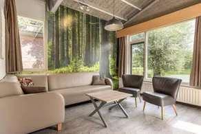 Voll ausgestatteter Bungalow mit Pool, Terrasse und Sauna - Image 2
