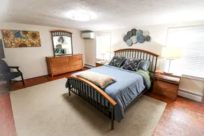 Cozy Farmhouse with Fire Pit & Peaceful Country Views in Hanover, Pennsylvania - Image 4