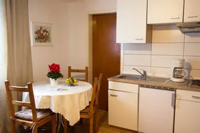Beautiful flat with terrace & sauna - Image 3