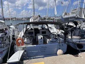 Agréable bateau avec 2 chambres à coucher pour 4 personnes - Image 4