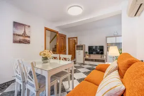 Holiday home with terrace & garden | Mountain view - Image 4