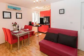 Wonderful flat with jacuzzi, pool & terrace | Garden view | Pets are welcome - Image 2