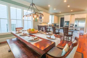 Gigi's Beach House - Image 3